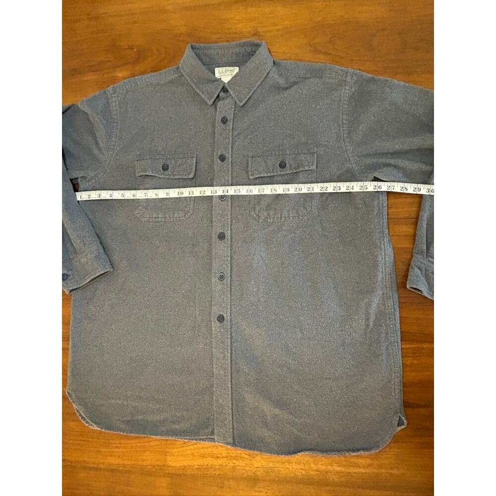 Gray L.L.Bean Long-Sleeve Button-Down Heavy Flannel Chamois‎ Shirt - (Men's XL) - Picture 5 of 10